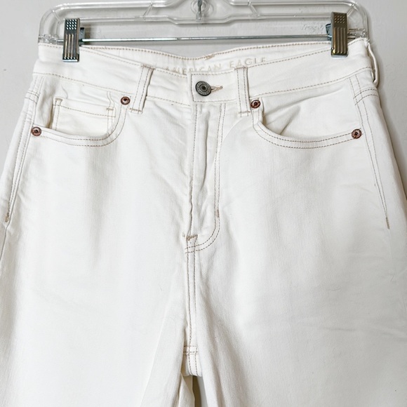 American Eagle White Ripped Straight Leg Mom Denim Jeans women size 4 - Picture 4 of 7
